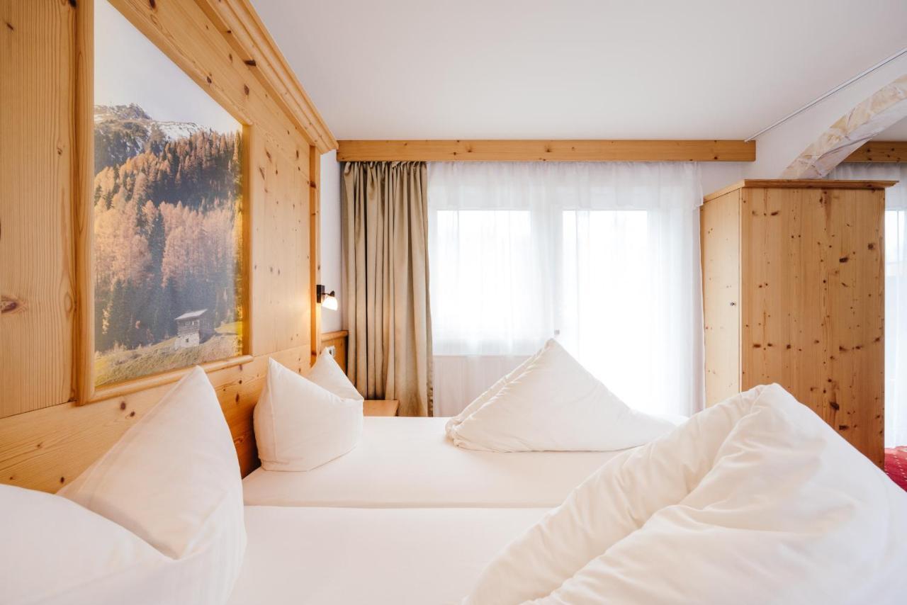 Hotel Andrea Zams Eksteriør billede