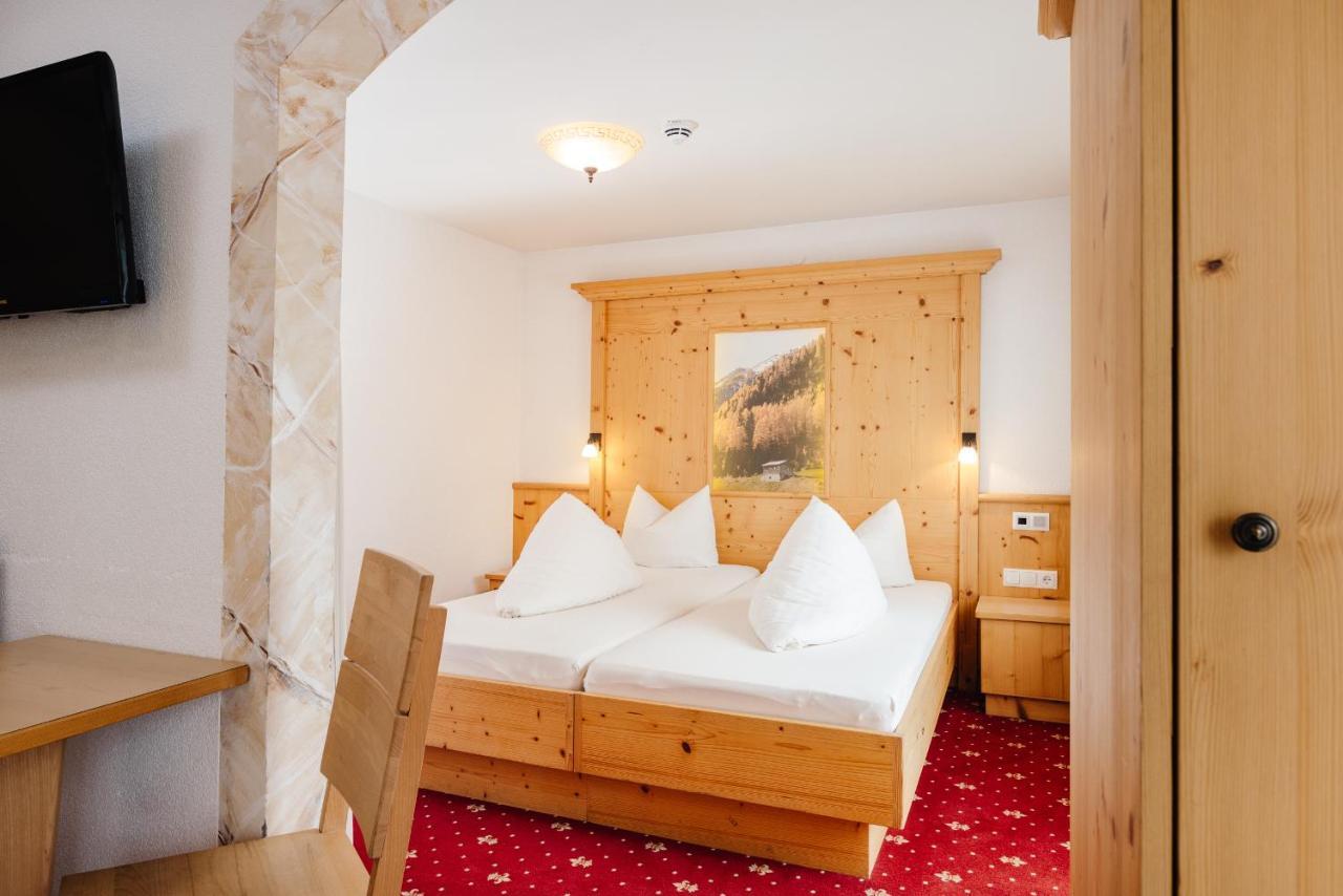 Hotel Andrea Zams Eksteriør billede