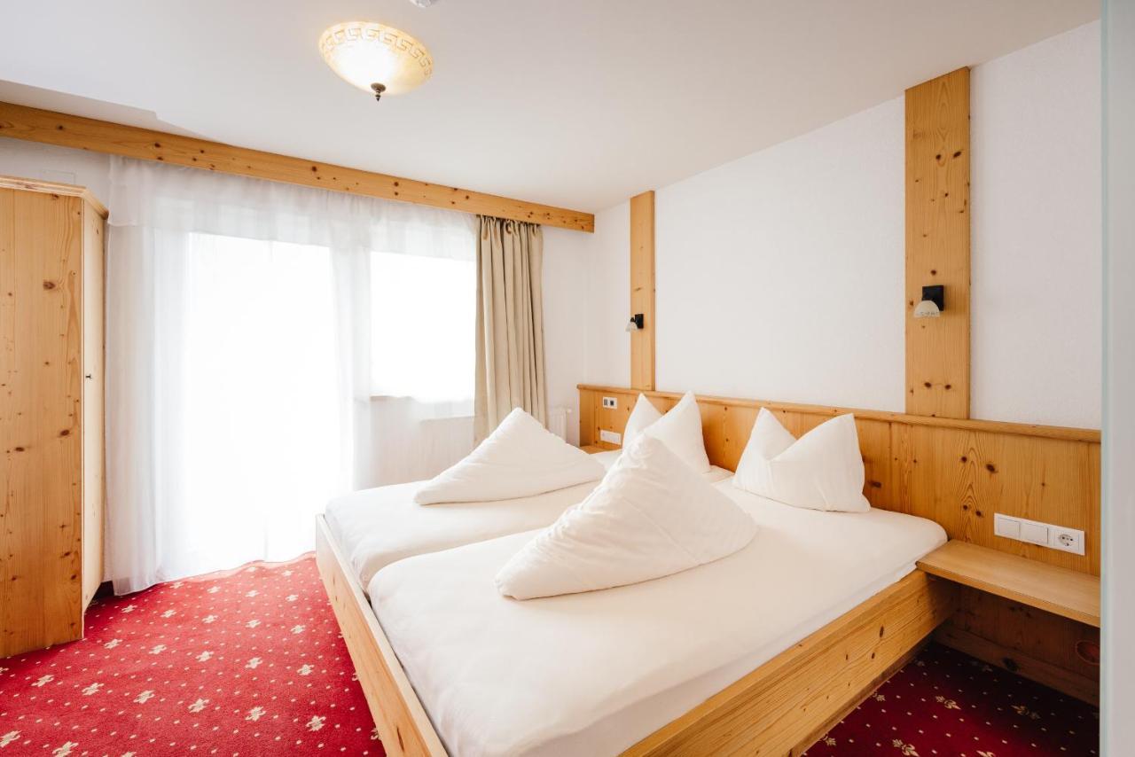 Hotel Andrea Zams Eksteriør billede